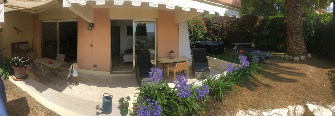 Clim Jardin Et Parking Prive -Piscine Tennis Et Park Vue Mer 그하쓰 외부 사진